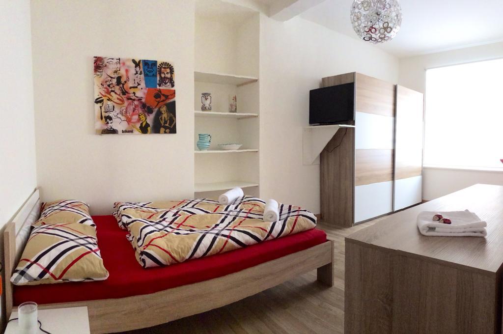 Rosengarten Rooms Bolzano Bilik gambar